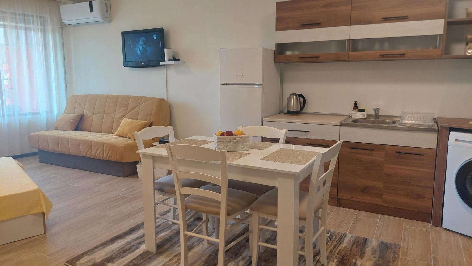 Krimski Apartment - Free Private Parking 瓦爾納 外观 照片